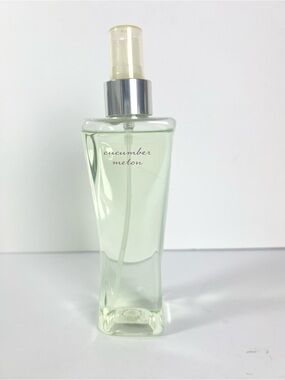 Vintage retired Bath & Body works cucumber melon body spray 8fl oz